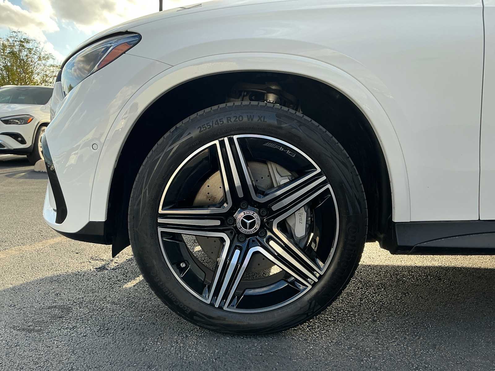 Certified Used 2026 Polar White Mercedes-Benz GLC 300 image 8