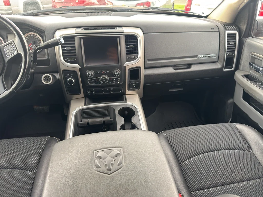 Used 2018 Delmonico Red Pearlcoat Ram Big Horn image 19