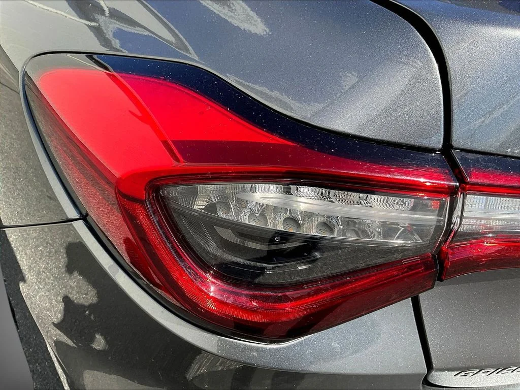 Certified Used 2025 Liquid Carbon Metallic Acura Technology Package image 24
