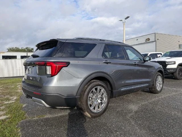 New 2026 Carbonized Gray Metallic Ford Platinum™ image 35