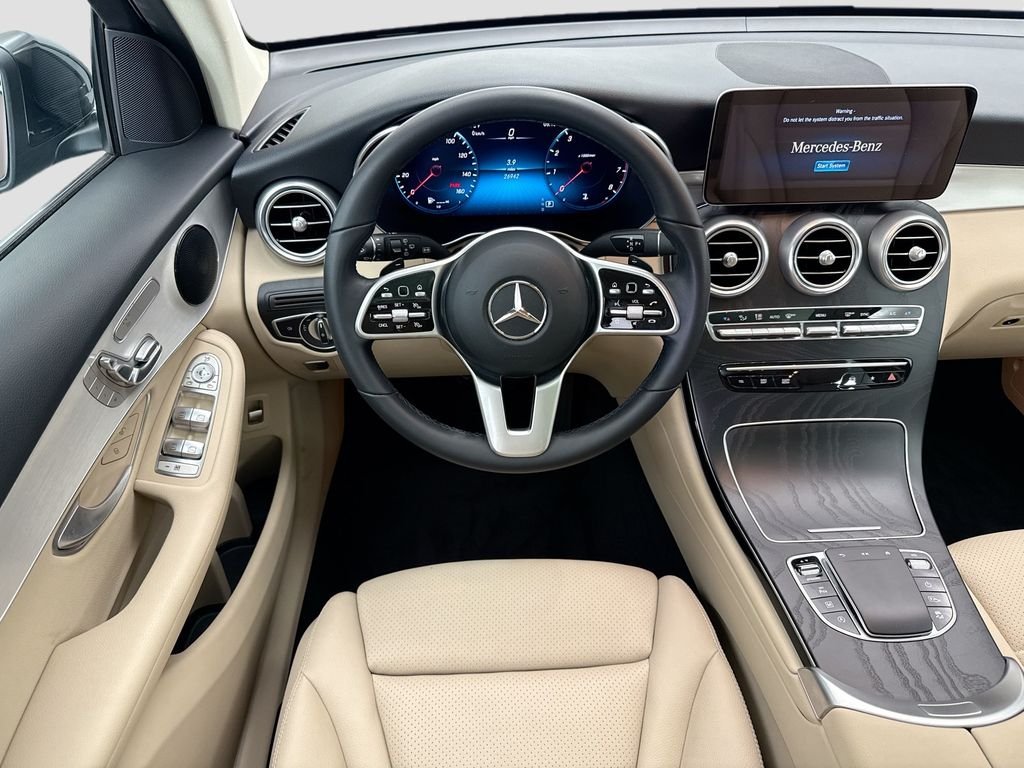 Certified Used 2022  Mercedes-Benz GLC 300 image 10