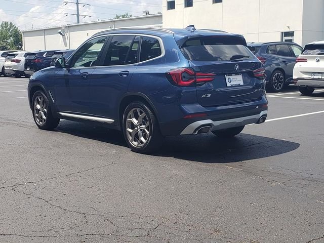 Used 2023 Blue Metallic BMW xDrive30i image 3