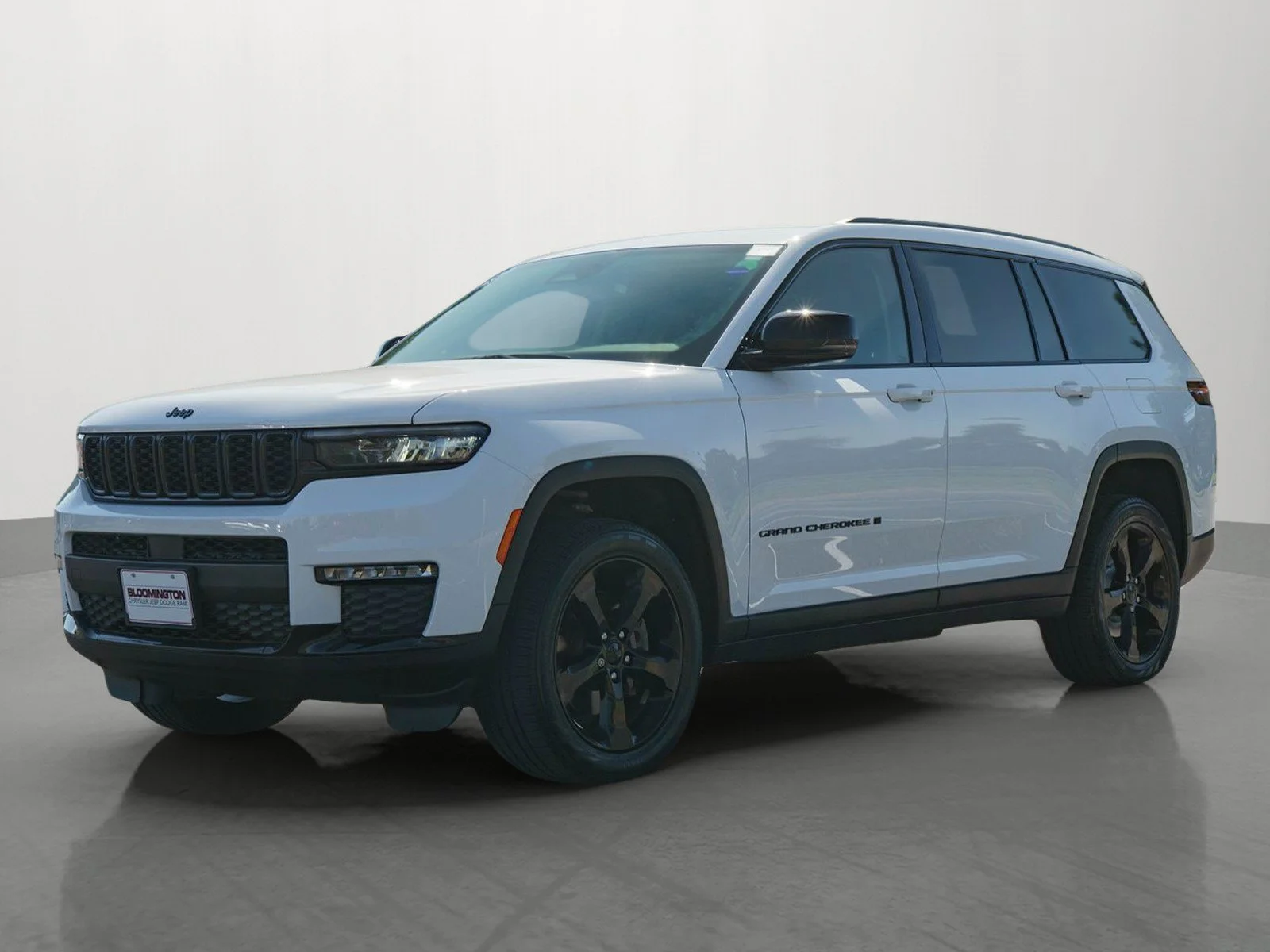 Used 2023 Bright White Clearcoat Jeep Limited image 3