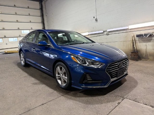 Used 2018 Blue Hyundai SEL image 11