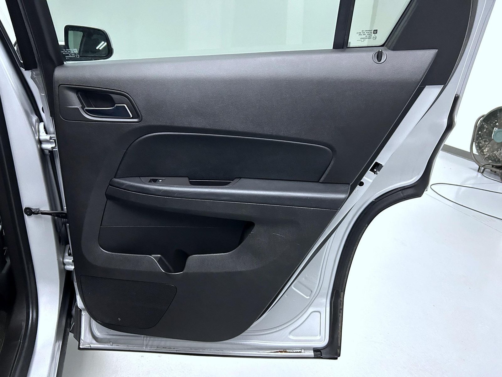 Used 2017 Silver GMC SLE-1 image 17