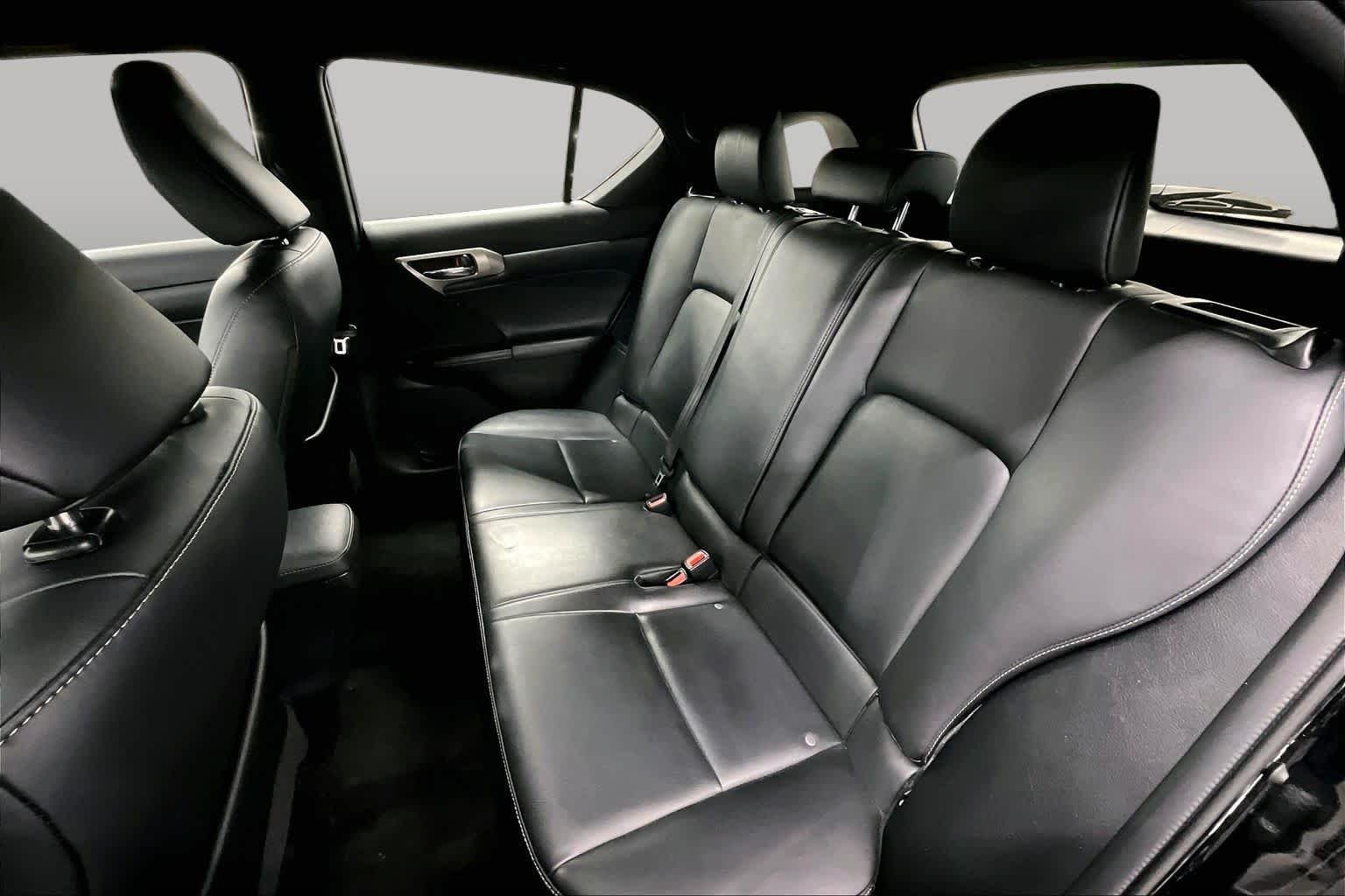 Used 2017 Obsidian Lexus  image 19