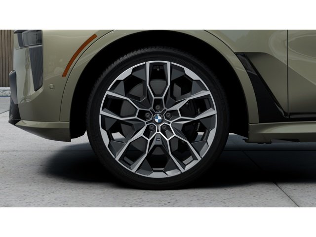 New 2027 Manhattan Green Metallic BMW X7 40i image 7
