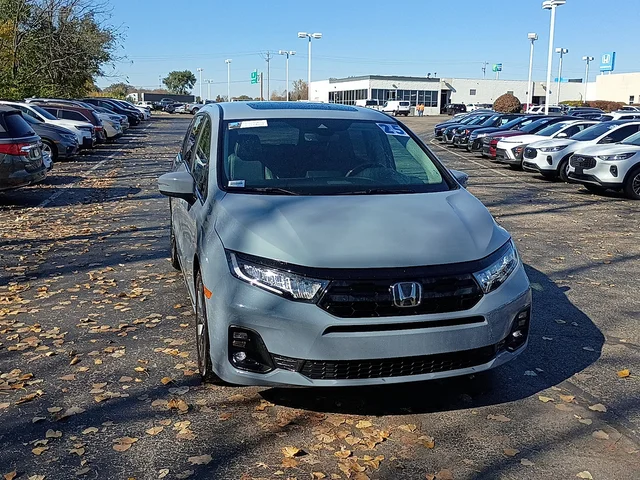 Certified Pre-Owned 2025 Honda Odyssey Touring Front-wheel Drive Van