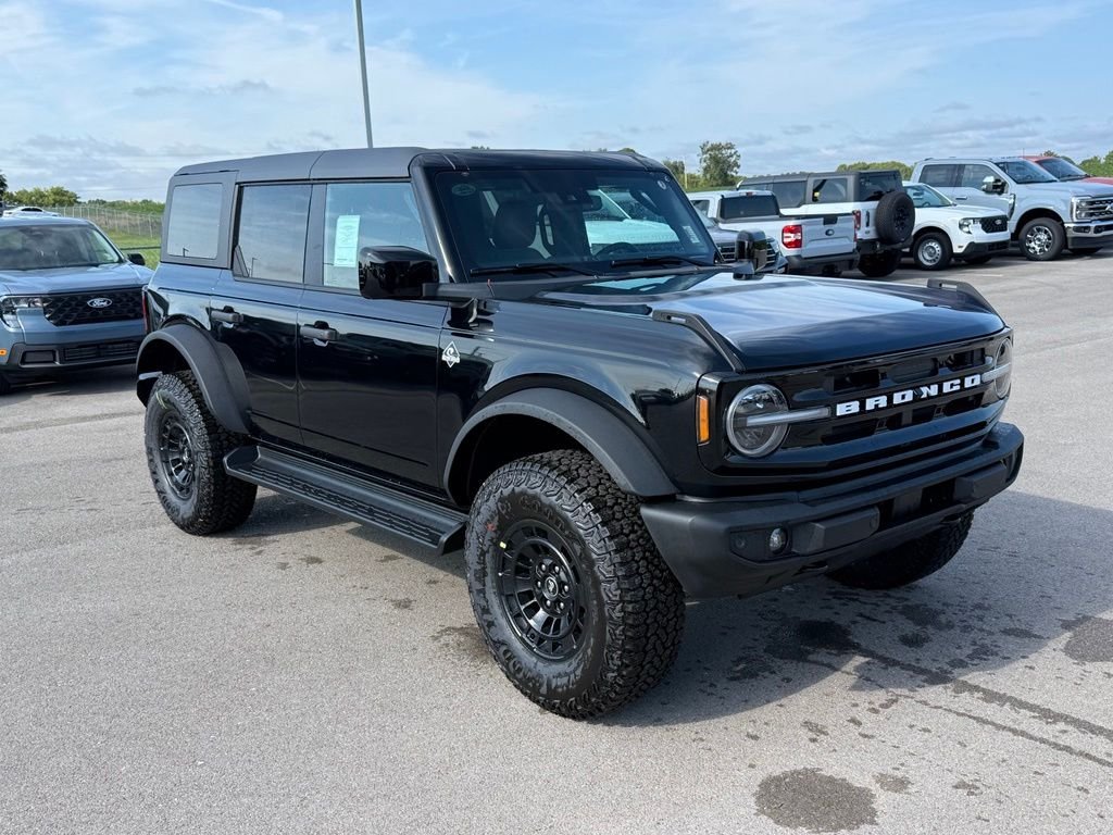 New 2026 Shadow Black Ford Outer Banks® image 2