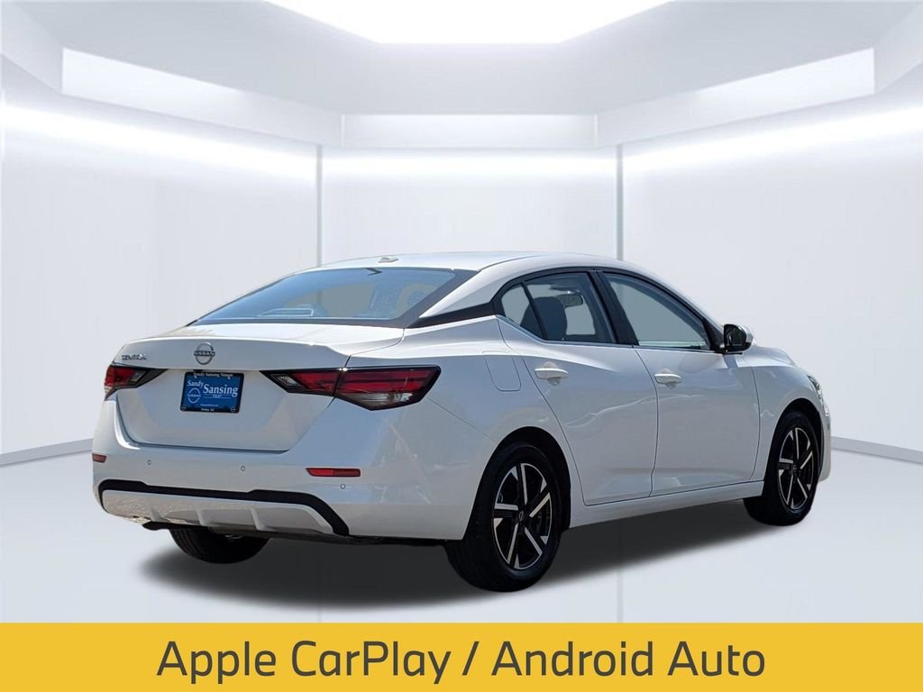 Used 2025 White Nissan SV image 7