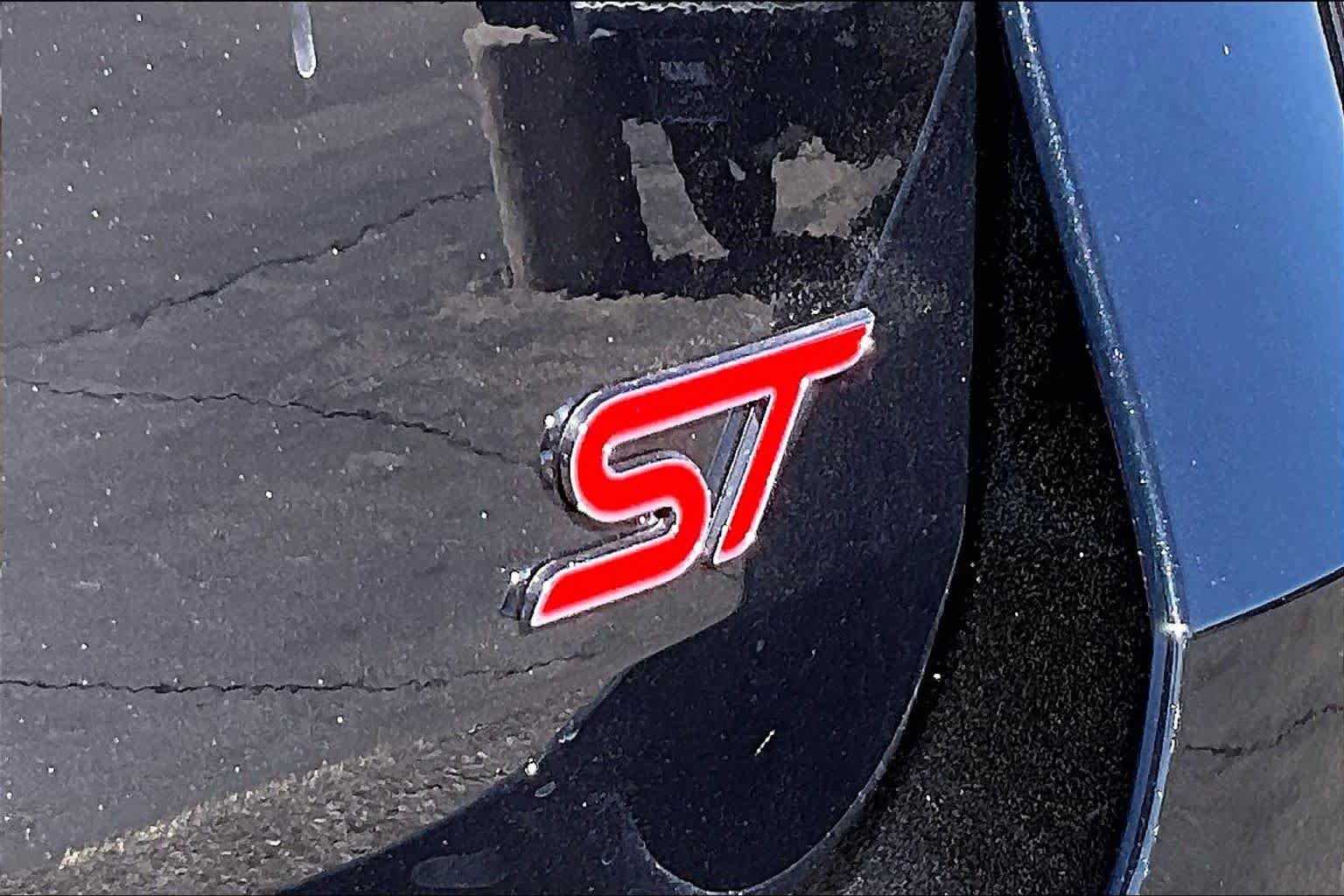 New 2026 Agate Black Metallic Ford ST image 15