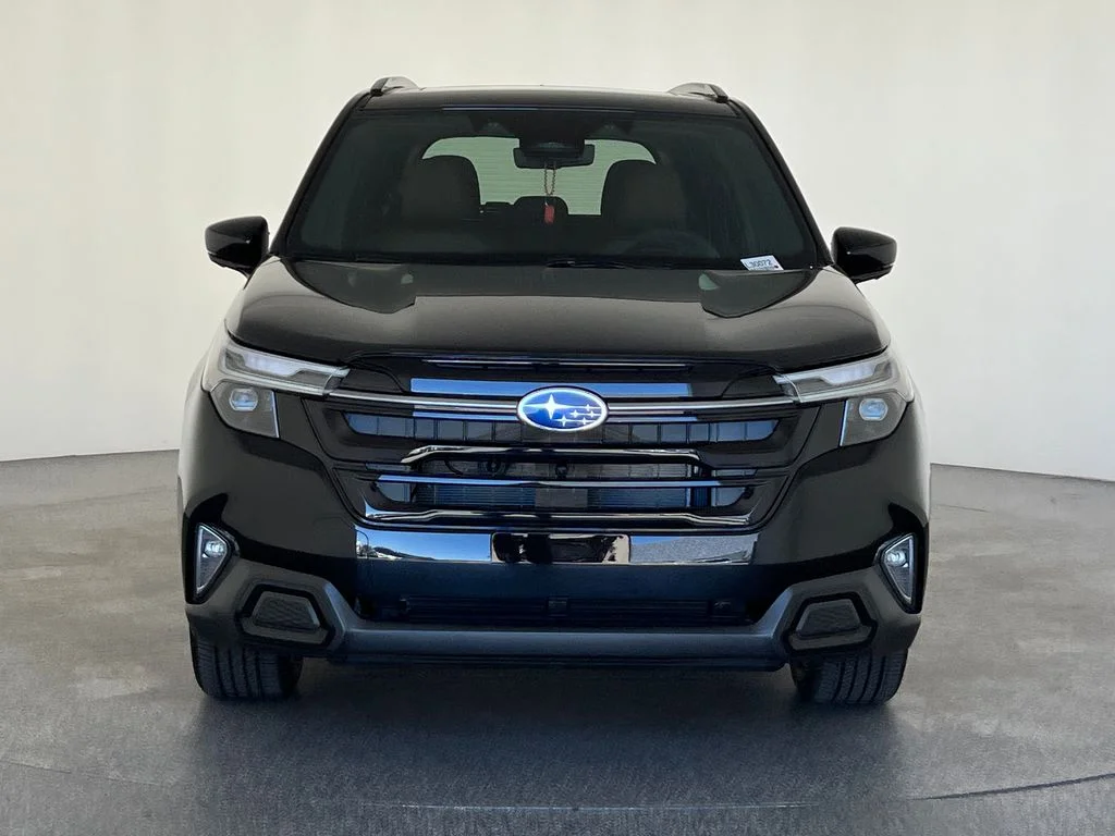 New 2026 CRYSTAL BLACK SILICA Subaru Touring image 10