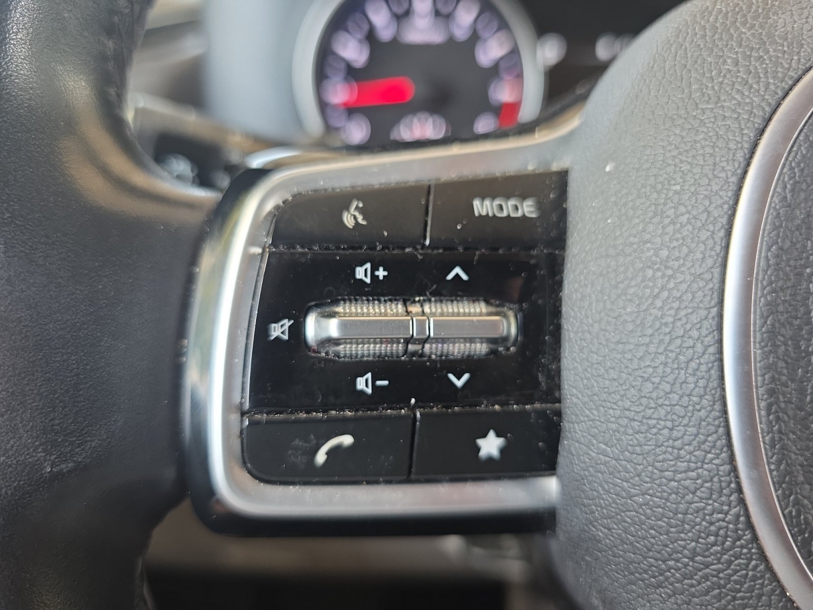 Used 2022 Aurora Black Kia LXS image 20