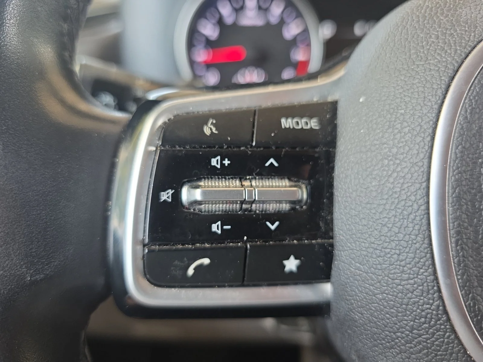 Used 2022 Aurora Black Kia LXS image 20