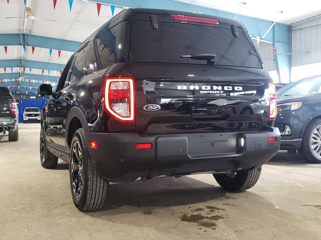 Used 2025 Shadow Black Ford Outer Banks image 6