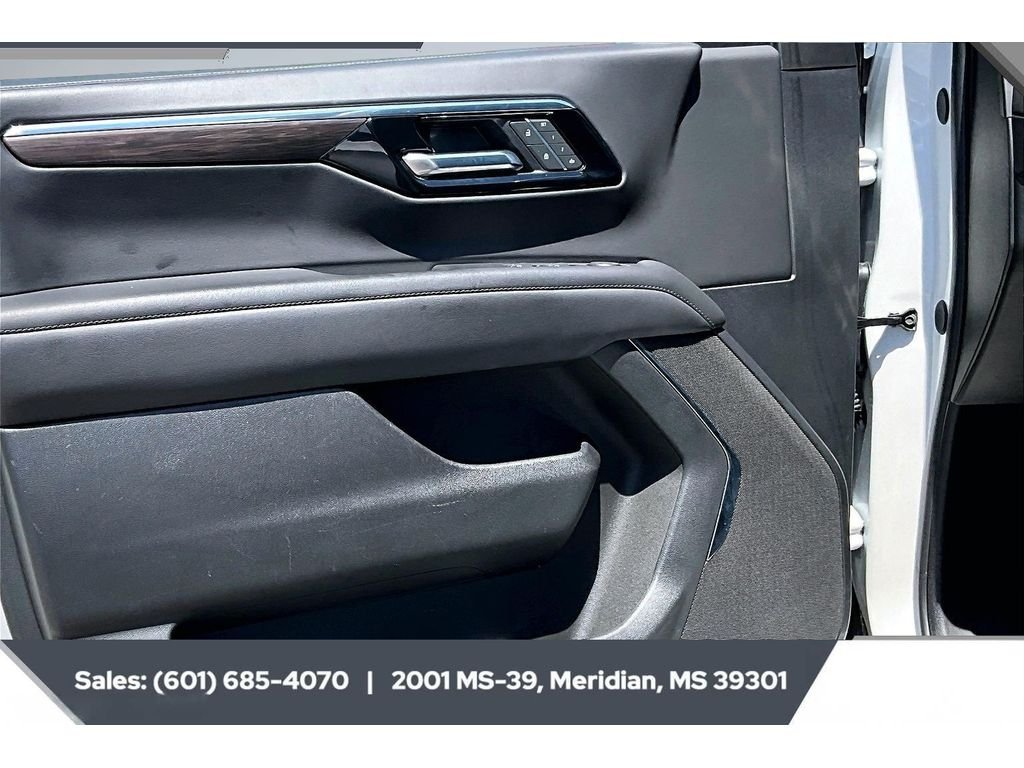 2025 Chevrolet Tahoe Z71 - Photo 17