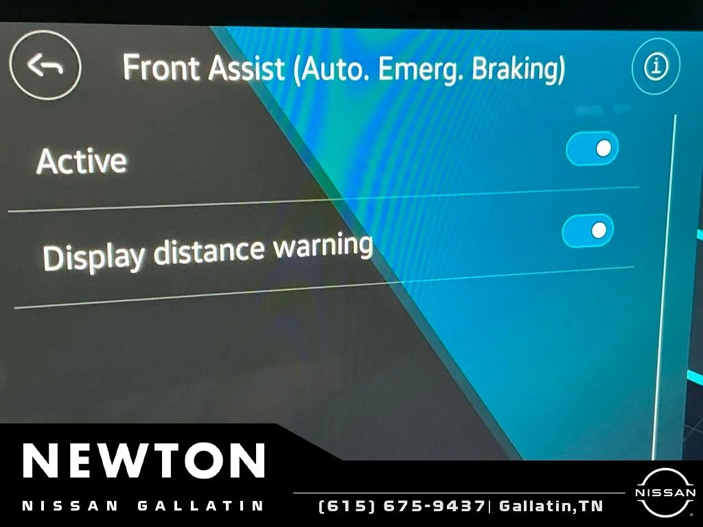 Used 2025 White Volkswagen 2.0T SE w/Technology image 41