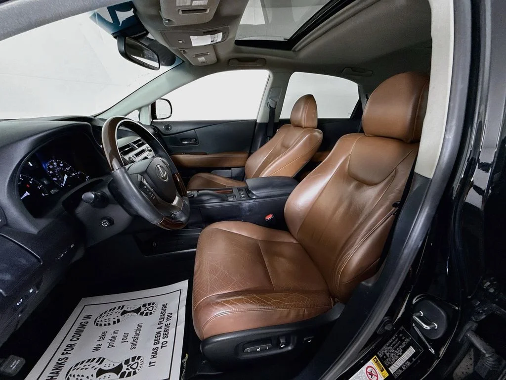 Used 2015 Obsidian Lexus Base image 2