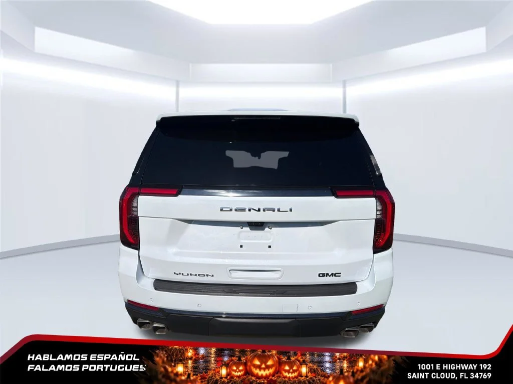 Used 2026 Glacier White Tricoat GMC Denali Ultimate image 4