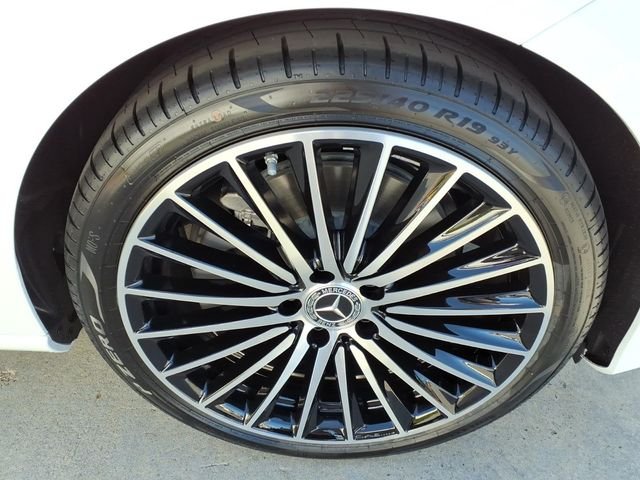 New 2026 White Mercedes-Benz C 300 image 24