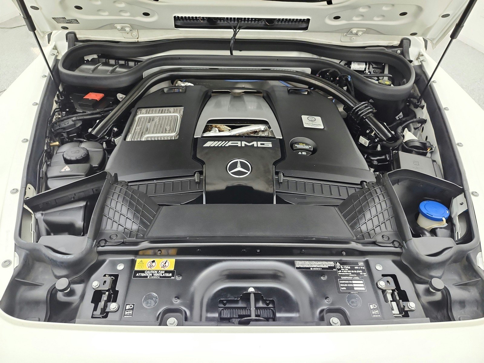 Used 2021 designo Diamond White Metallic Mercedes-Benz AMG® G 63 4MATIC SUV image 17