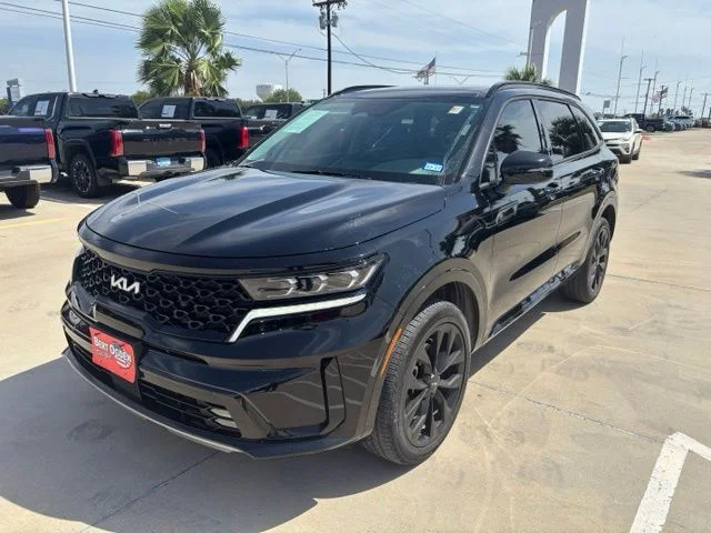 Used 2023 Black Kia SX image 3