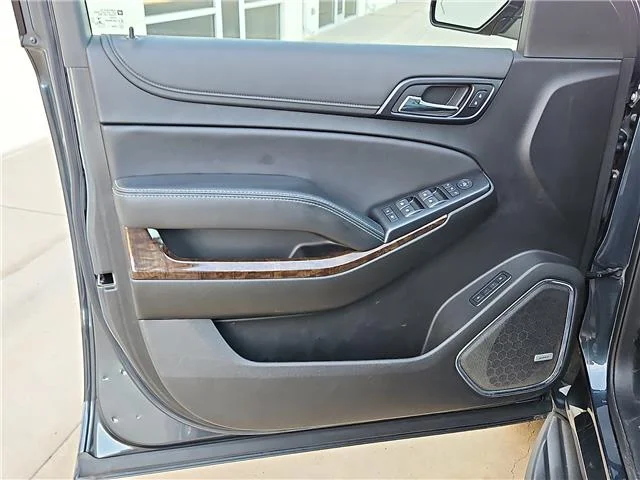 Used 2019 Shadow Gray Met Chevrolet LT 4x4 image 15