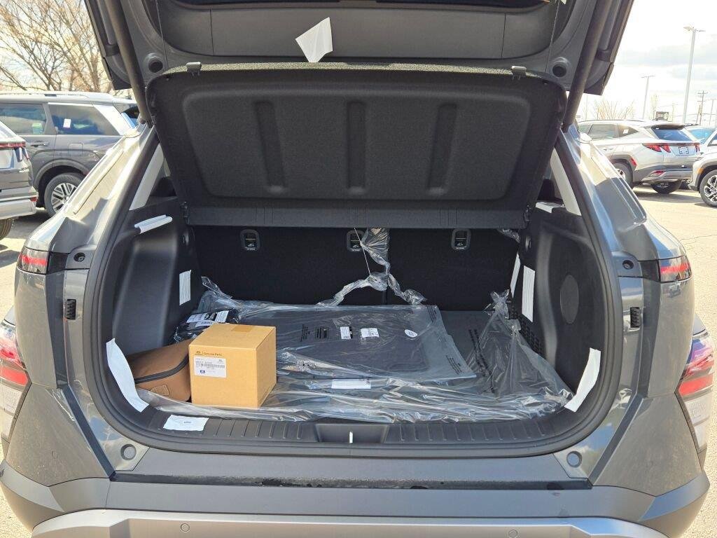 2026 Hyundai Kona Limited - Photo 17