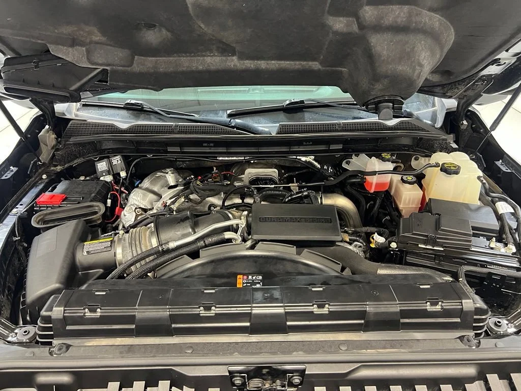 Used 2025 Onyx Black GMC AT4 image 33