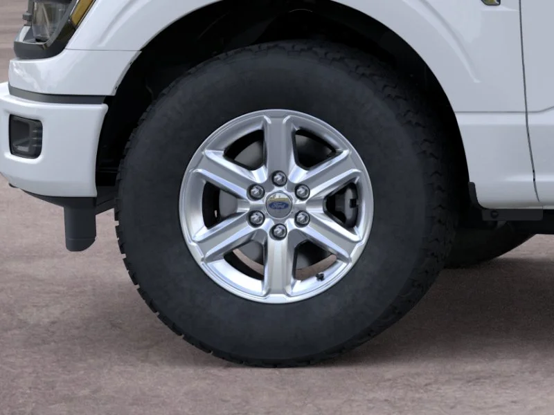 New 2026 Oxford White Ford XLT image 19