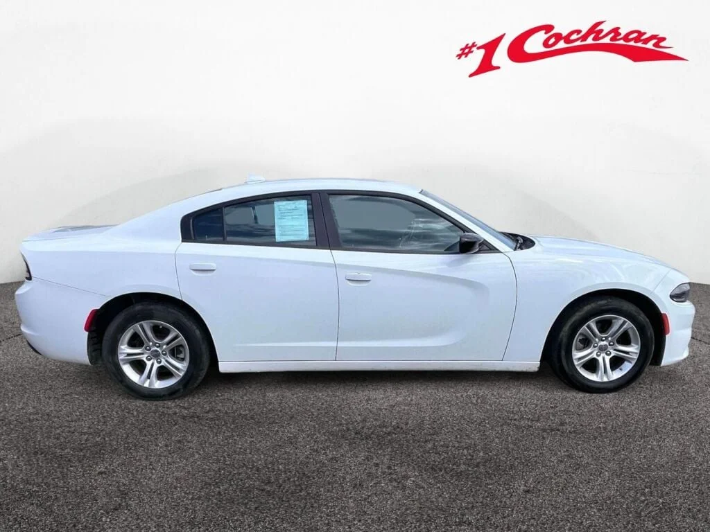 Used 2023 White Knuckle Clearcoat Dodge SXT image 6