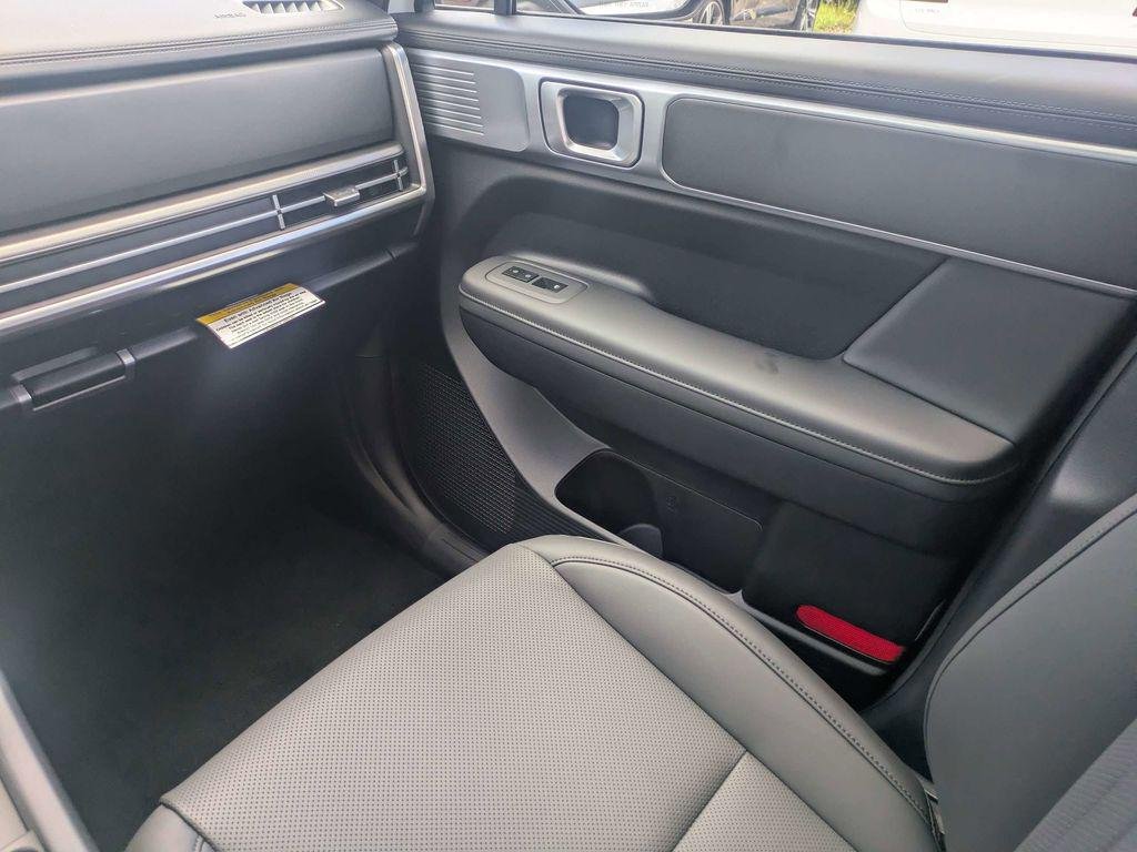 New 2026 White Hyundai SEL image 18