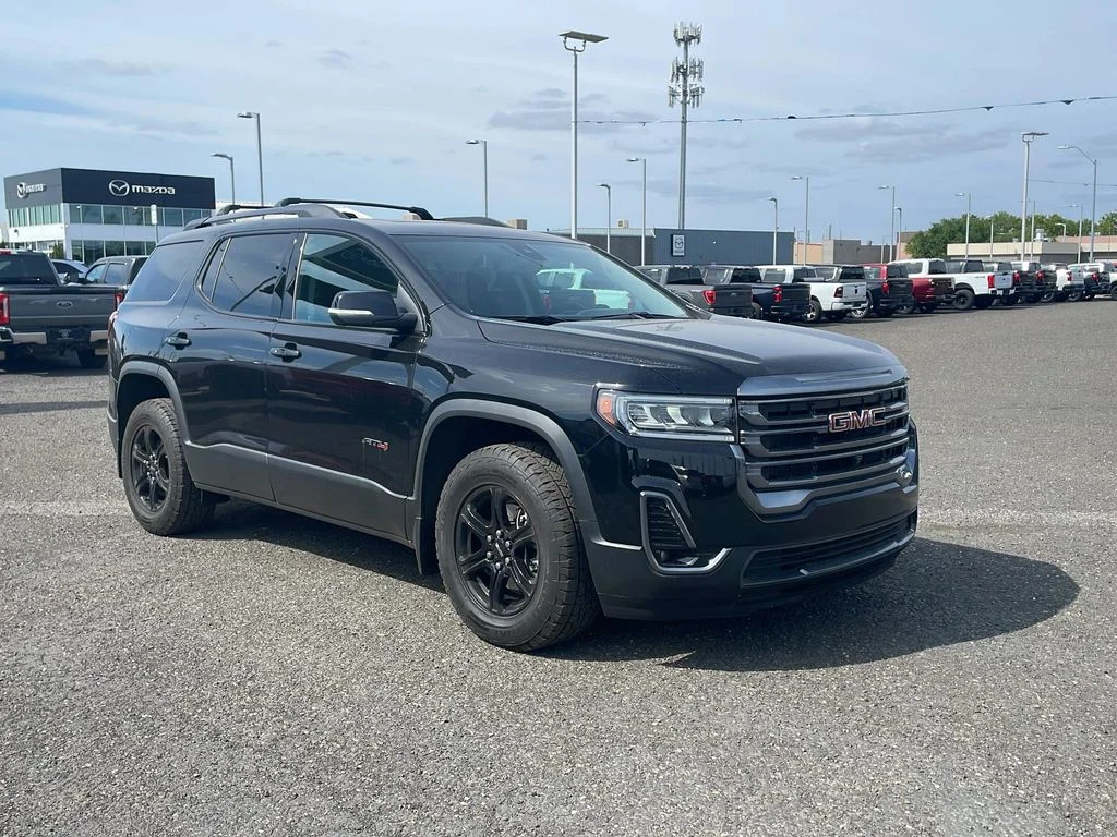 2023 GMC Acadia AT4 AWD's photo