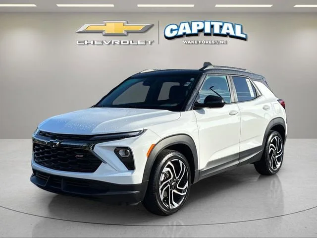 Used 2024 Summit White Chevrolet RS image 3