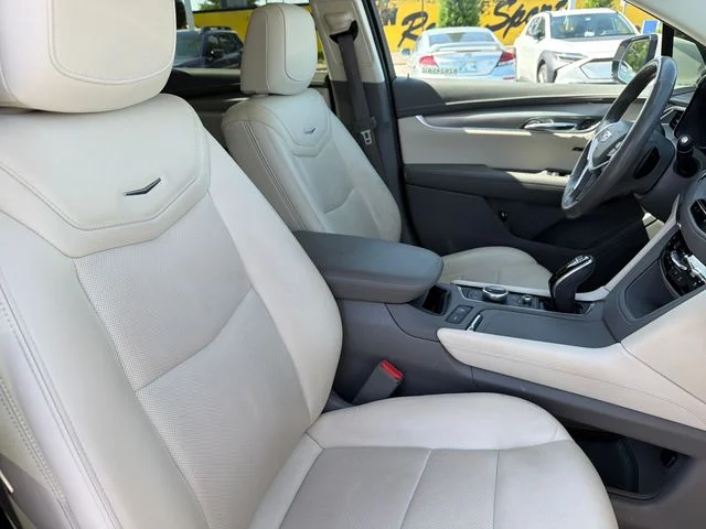 Used 2021 White Cadillac Premium Luxury image 26