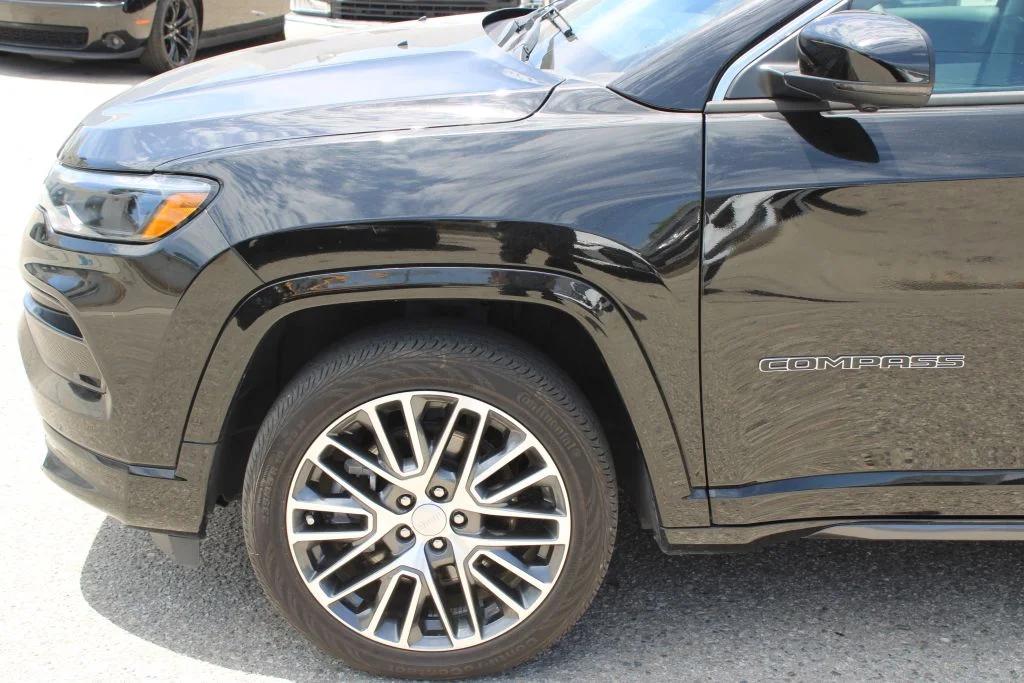 Used 2023 Black Jeep Limited image 7