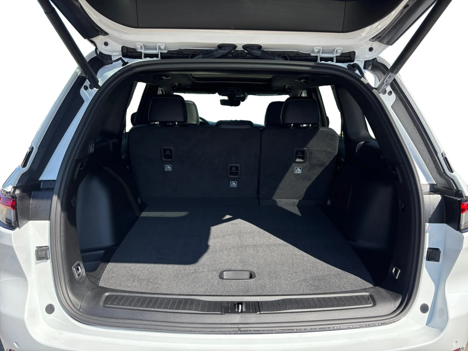 New 2026 Bright White Jeep Limited Reserve image 19
