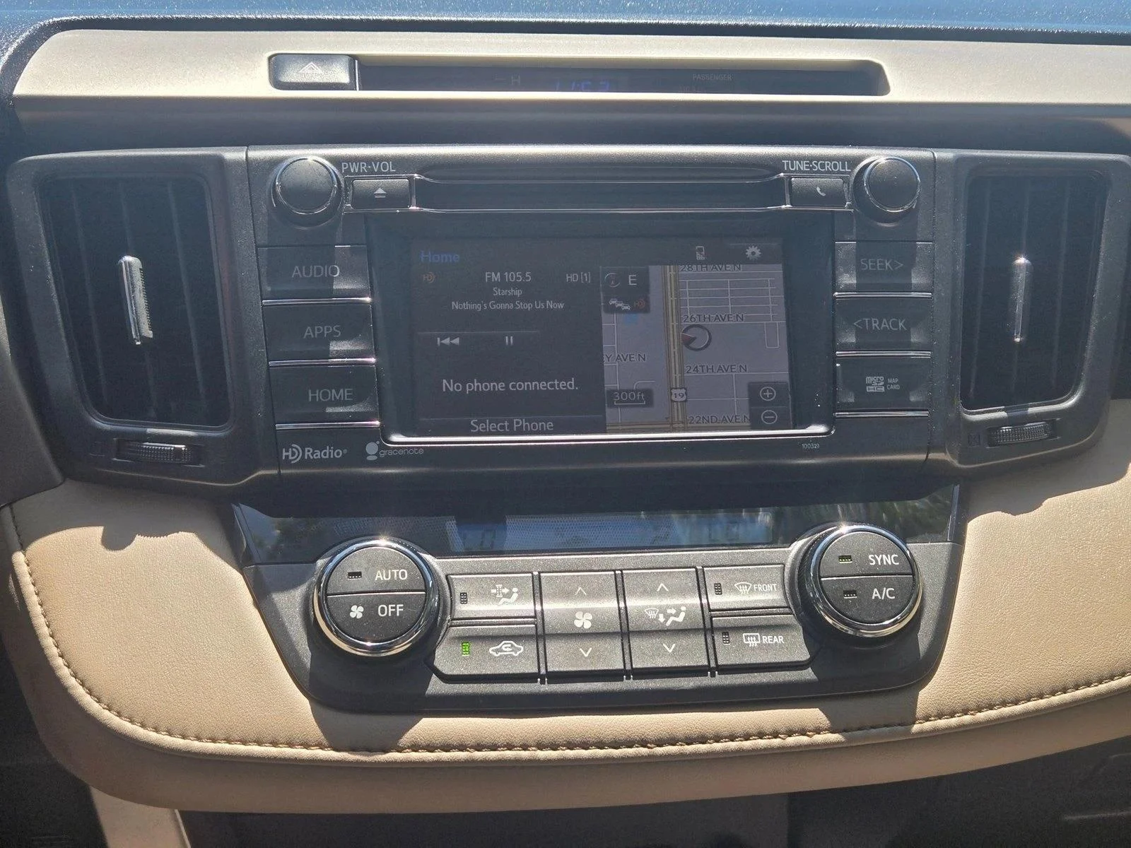 Used 2015 Pyrite Mica Toyota XLE image 12