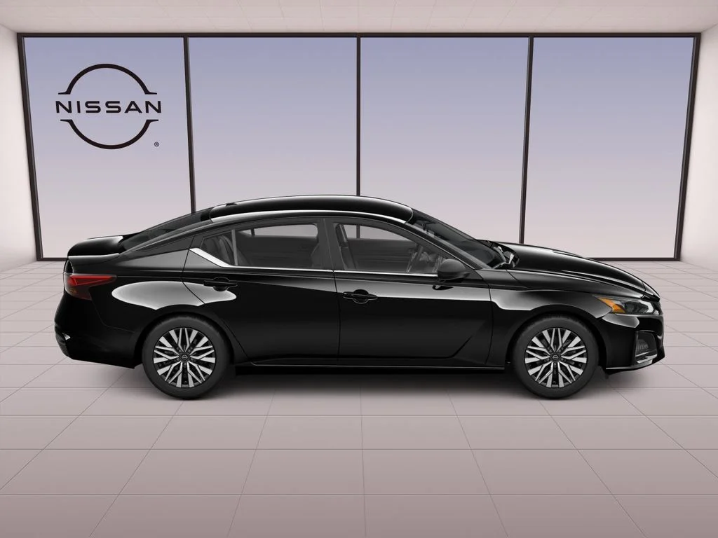 New 2026 Black Nissan 2.5 SV image 4