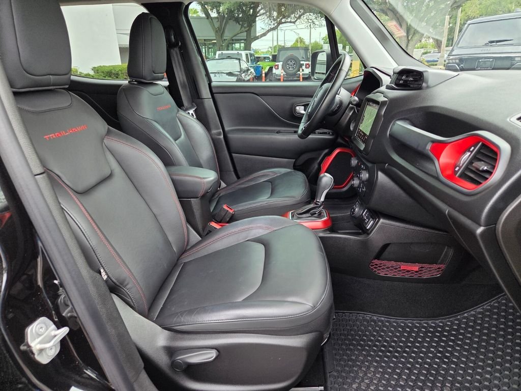 Used 2022 Black Jeep Trailhawk image 19
