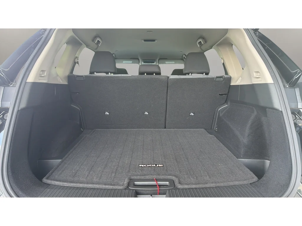 Used 2023 Super Black Nissan SV image 12
