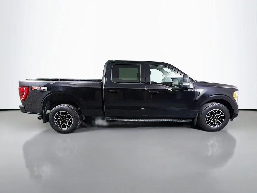Used 2021 Black Ford XL image 5