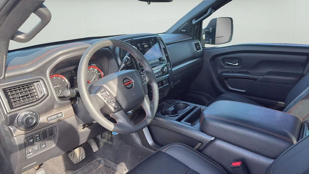 Used 2022 Beige Nissan PRO-4X image 9