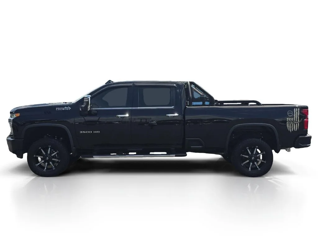 Used 2022 Black Chevrolet High Country image 11