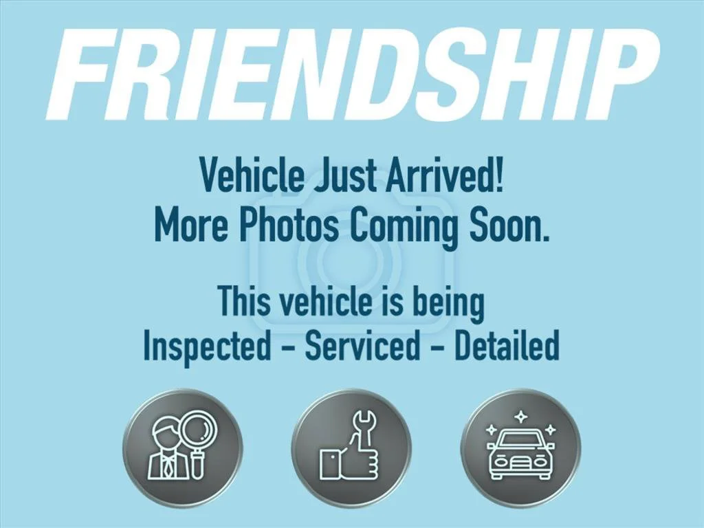 Used 2025 Red Hyundai SEL image 3