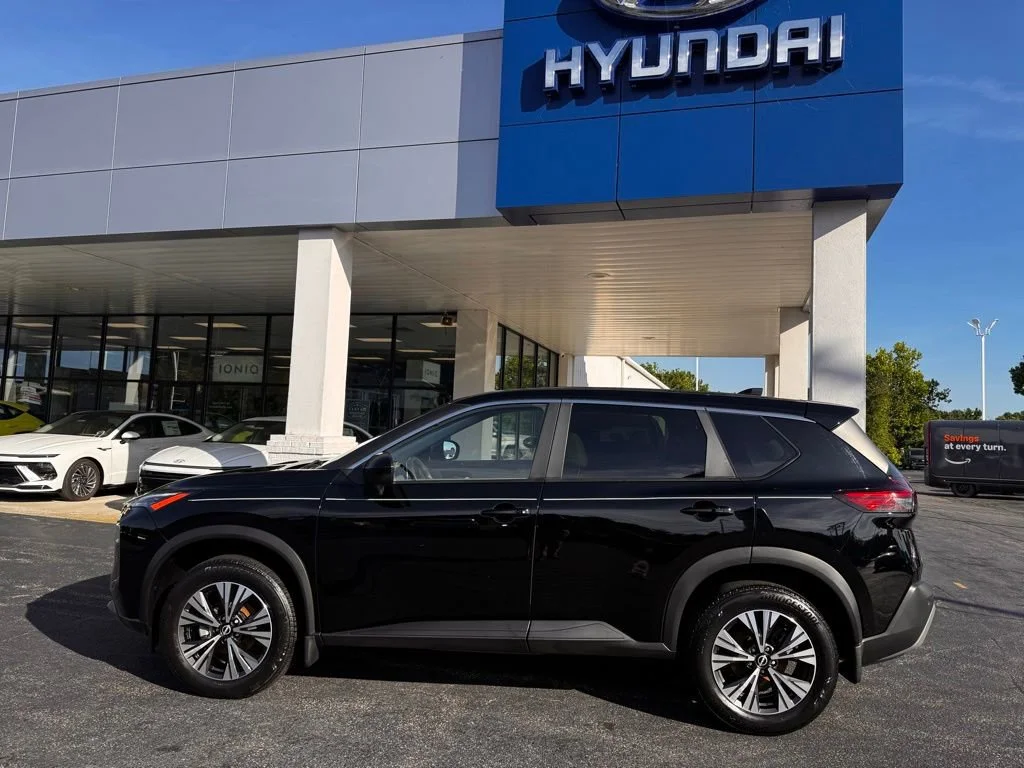 Used 2023 Black Nissan SV image 2