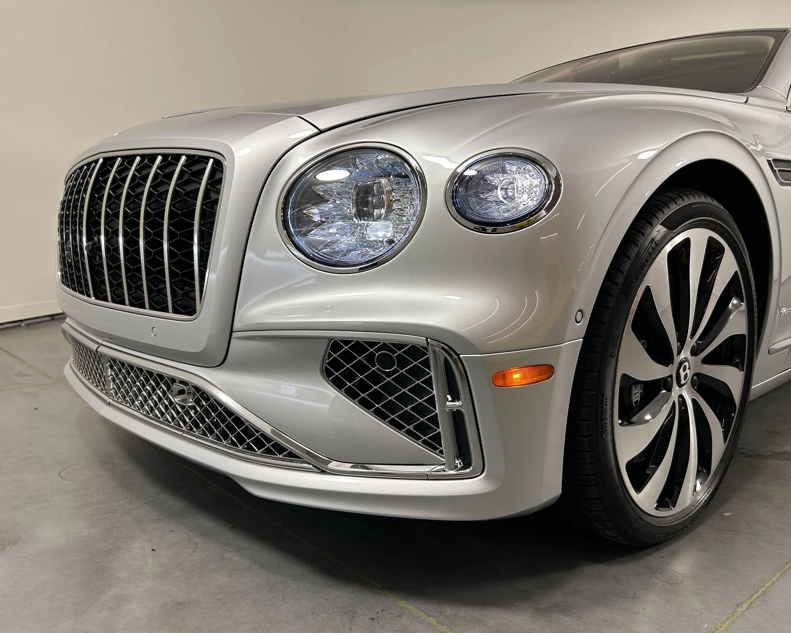 New 2026  Bentley Azure image 37