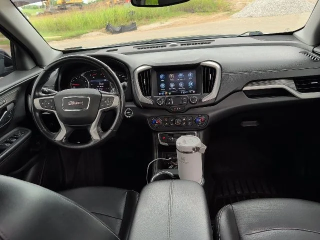 Used 2022 Black GMC SLT image 12
