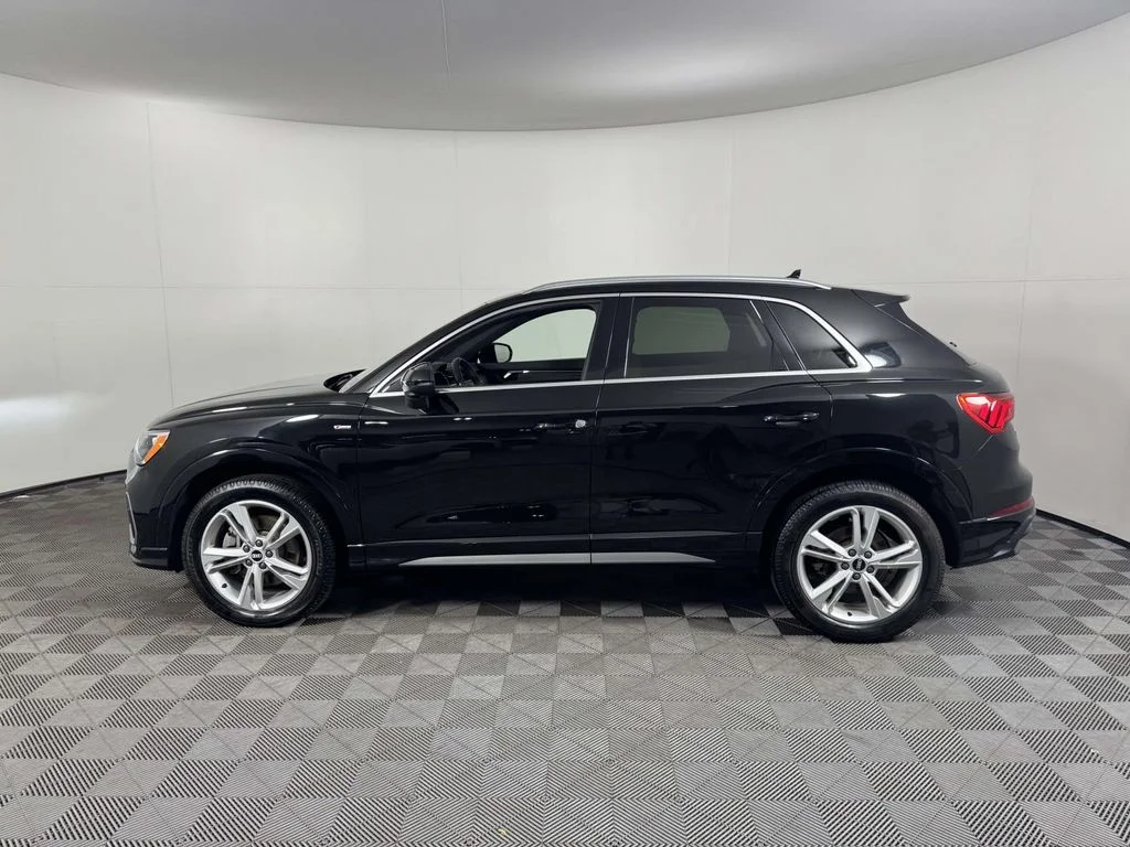 Used 2021 Black Audi Premium image 11