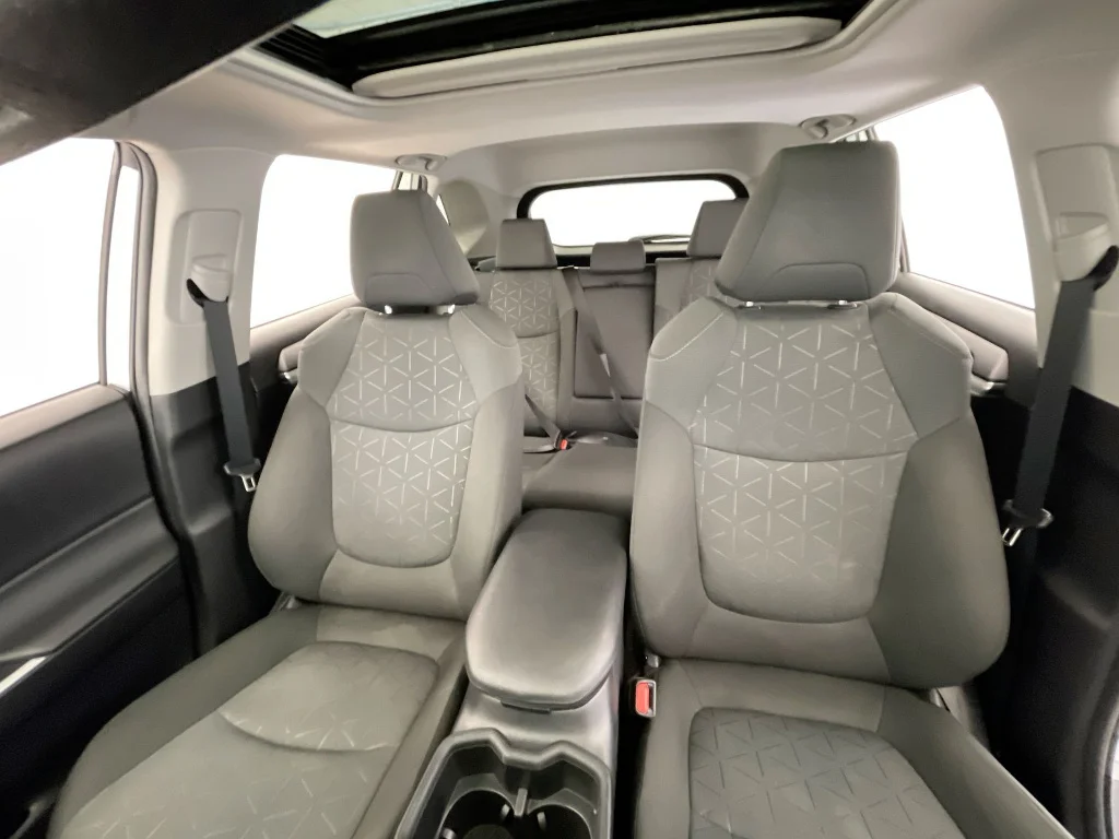 Used 2022 Silver Sky Metallic Toyota XLE image 21
